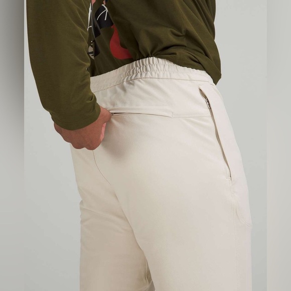 Lululemon ABC Jogger DWR
Natural Ivory size medium - Picture 4 of 9